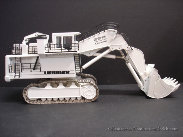 LIEBHERR 996